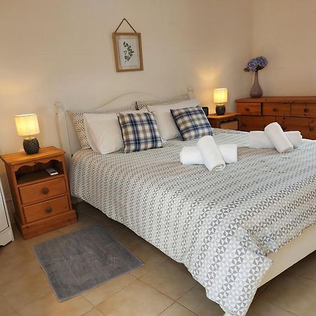 Razzett Warda B&B Għasri Extérieur photo